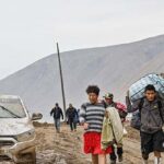 watch:-newscaster-braves-through-broadcast-during-peru-earthquake