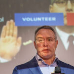 democrat-alexander-vindman-giving-away-failed-campaign’s-millions-to-‘put-a-check-on-donald-trump’s-power’