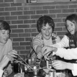 from-fondue-to-casseroles:-classic-1960s-foods-that-defined-a-generation