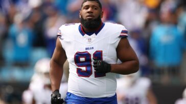 bills-star-ed-oliver-mourning-tragic-death-of-2-year-old-son