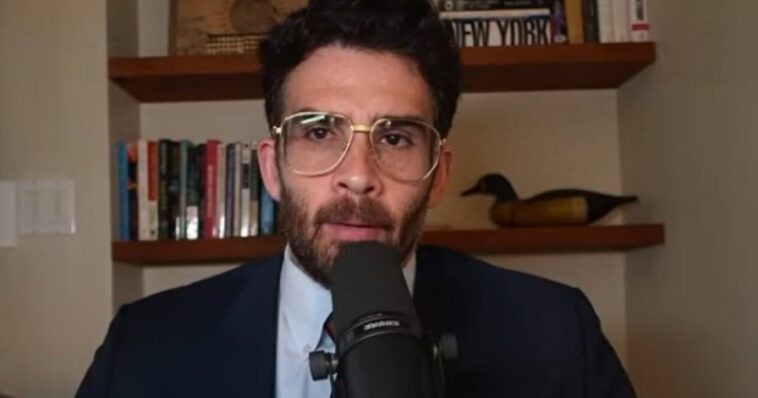 as-anniversary-of-charlie-kirk’s-assassination-approaches,-ghoulish-hasan-piker-mocks-his-murder-at-event