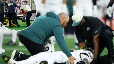 eagles’-ja’quinden-jackson-leaves-field-in-ambulance-after-opening-kickoff-in-scary-scene