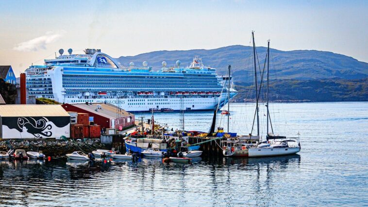 popular-cruise-destination-urges-ships-to-steer-clear-of-scenic-fjords-after-complaints