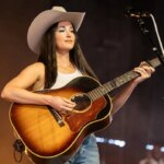 country-singer-kacey-musgraves-turns-concert-into-plea-for-kids-whose-parents-were-deported-‘unfairly’
