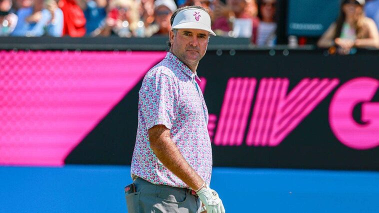 frustrated-bubba-watson-confronts-unruly-fan-at-liv-golf-indianapolis-in-intense-scene