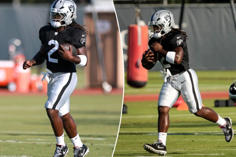 raiders-rb-ashton-jeanty-suffers-leg-injury,-helped-off-field-as-stunned-team-looks-on