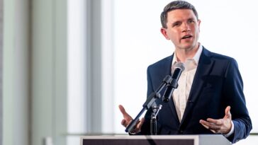 ‘office’-star-says-james-talarico’s-religious-beliefs-‘achingly-close’-to-jesus-christ