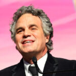 paramount-accuses-disney-star-mark-ruffalo-of-antisemitism-over-warner-bros.-merger-attack