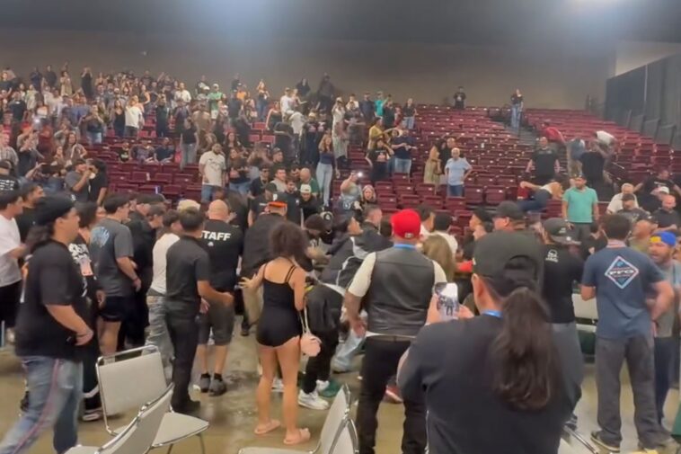 moment-mass-brawl-involving-more-than-100-people-breaks-out-in-california-convention-center