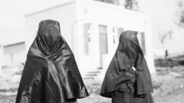 more-westerners-waking-up-to-islam-as-gov’t-bans-face-coverings,-leaving-both-muslims-and-(ironically)-feminists-angry
