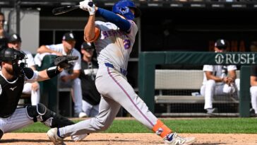 jared-young’s-clutch-hitting-off-bnech-wasted-by-mets-after-white-sox-walk-it-off