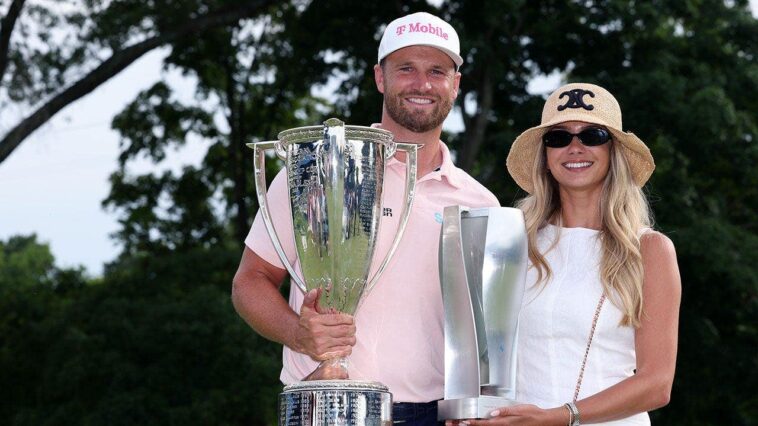 wyndham-clark-&-girlfriend-emily-tanner-cap-off-a-massive-weekend-with-a-win,-sox-fans-fight-&-a-big-cfb-qb