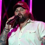 viral-video-captures-koe-wetzel-bringing-young-fan-on-stage-after-spotting-issue-in-the-crowd-at-his-concert
