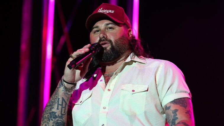 viral-video-captures-koe-wetzel-bringing-young-fan-on-stage-after-spotting-issue-in-the-crowd-at-his-concert