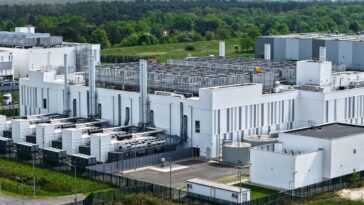 new-data-center-built-to-handle-influx-of-online-rants-against-data-centers
