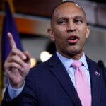 dem-knives-are-out-for-hakeem-jeffries-after-secret-jared-kushner-meeting