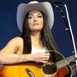 kacey-musgraves-divides-fans-with-immigrant-children’s-plea,-faces-boycott-calls-to-‘shut-up-and-sing’