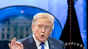 donald-trump-announces-50-percent-tariff-on-autos,-steel-from-canada