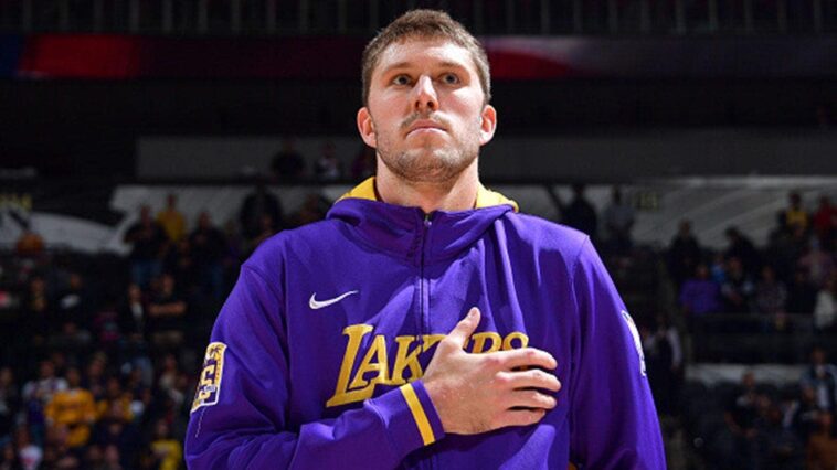 ex-lakers-player-speaks-out-in-defense-of-enes-kanter,-doubles-down-against-wnba’s-trans-issue