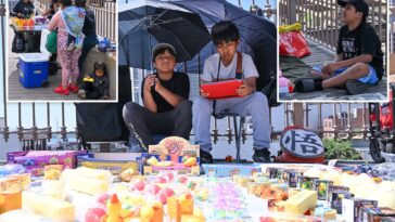 kids-as-young-as-11-among-the-illegal-vendors-swarming-brooklyn-bridge:-‘they-are-everywhere’