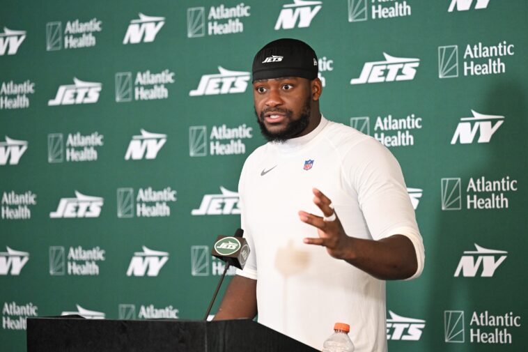 aaron-glenn-gushes-about-joseph-ossai’s-‘energy’-amid-big-jets-day:-‘damn-good-player’