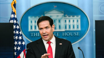 report:-200,000-asylum-filers-set-to-lose-tourist-visas-in-record-purge