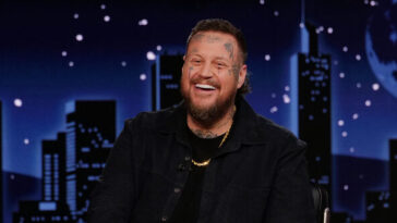 jelly-roll-unleashes-penis-jokes,-fat-jokes-on-trump-in-‘jimmy-kimmel-live!’-hosting-return:-‘fat-pig’