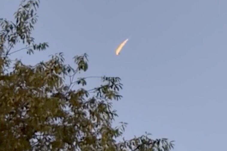 two-fireballs-spotted-soaring-across-connecticut-sky-during-annual-meteor-shower
