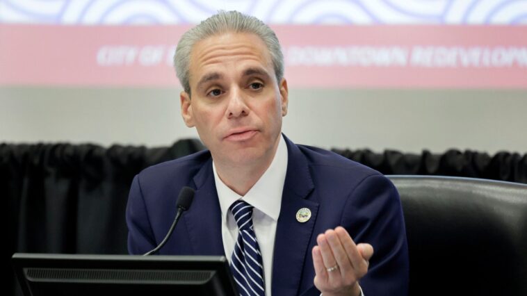 gop’s-singer-‘very-prepared’-to-oust-dem-moskowitz-in-toss-up-florida-race-that-could-determine-house-majority