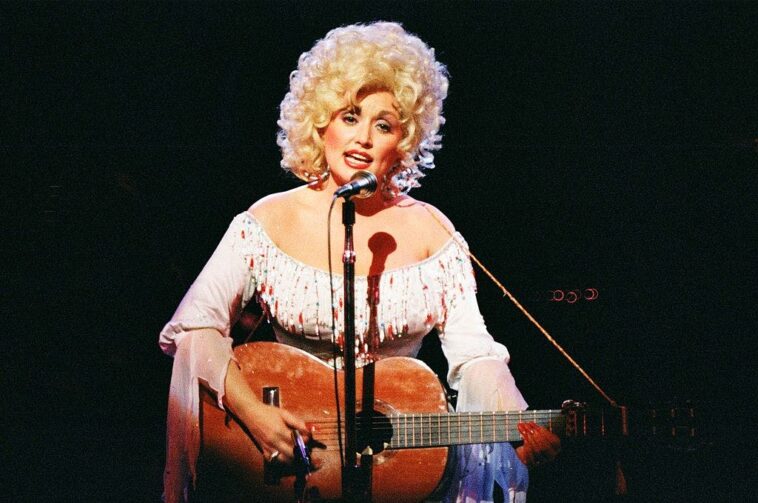 dolly-parton-was-the-queen-of-country-and-the-queen-of-real
