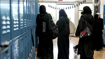california-school-district-sued-over-field-trip-to-mosque-where-students-allegedly-donned-muslim-garb