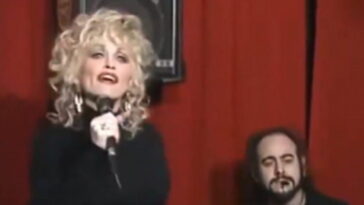 have-you-heard-the-story-about-dolly-parton-being-talked-into-singing-a-song-in-a-pub-while-vacationing-in-ireland-in-1990?-(video)