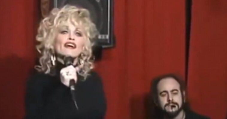 have-you-heard-the-story-about-dolly-parton-being-talked-into-singing-a-song-in-a-pub-while-vacationing-in-ireland-in-1990?-(video)