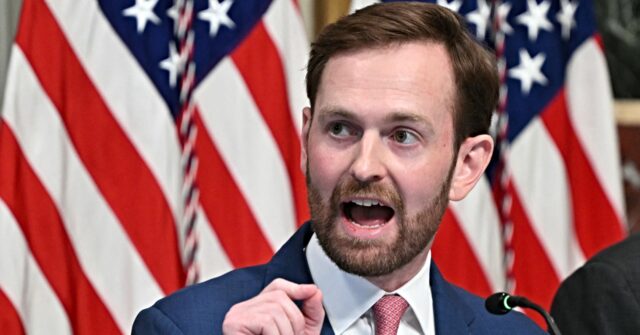 ftc-chief-rebukes-silicon-valley-investor-for-sneering-at-americans