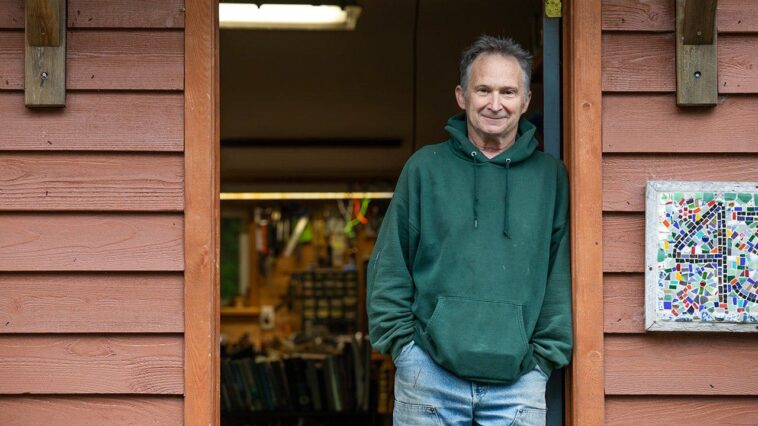 seeing-double:-second-dan-sullivan-advances,-setting-up-bizarre-alaska-senate-ballot
