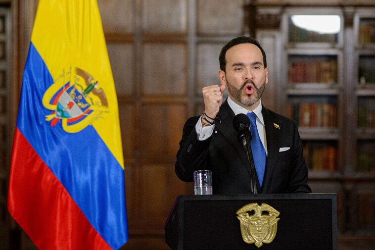 colombia’s-new-conservative-president-announces-mass-deportations
