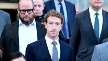mark-zuckerberg’s-meta-agrees-to-$18-billion-settlement-with-29-states-to-end-teen-social-media-addiction-lawsuit
