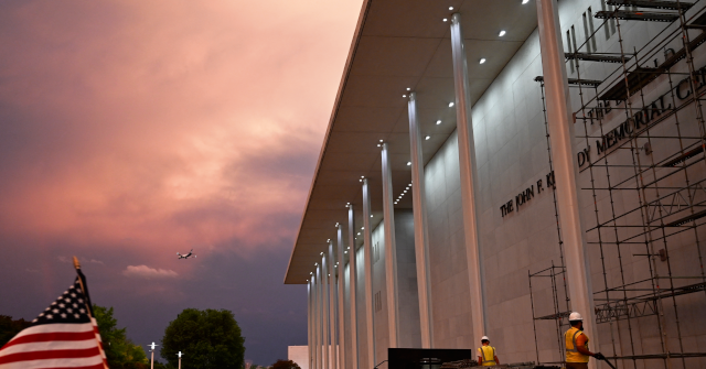 trump-administration-warns-kennedy-center-may-need-demolition-without-renovations