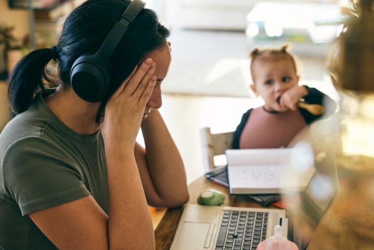 what’s-with-all-the-moms-getting-diagnosed-with-adhd?