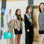 girl-scouts-denies-teaching-religion-amid-scrutiny-of-muslim-faith-awards,-mosque-visits