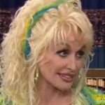 watch-dolly-parton-tell-the-story-of-how-she-once-pulled-a-gun-on-a-man-in-new-york-city-for-harassing-her-(video)