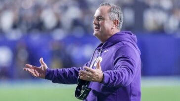 tcu-football-pulls-credentials-from-local-newspaper-for-reporting-on-locker-room-assault-story