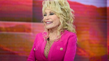 dolly-parton-refused-medal-of-freedom-three-times-from-two-presidents