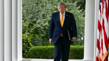 priceless:-watch-trump-personally-renames-lake-ontario-to-lake-america-on-his-own-map-–-‘now-we-have-a-lake…-and-a-gulf’
