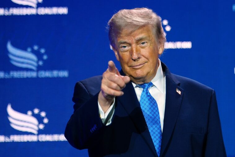 trump-heads-to-texas-to-rescue-ken-paxton-as-prez-prepares-to-go-all-in-on-midterms