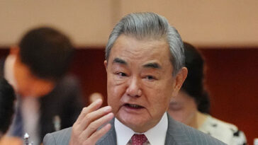 chinese-nationals-express-‘frustration-and-disbelief’-online-after-us.-green-card-freeze