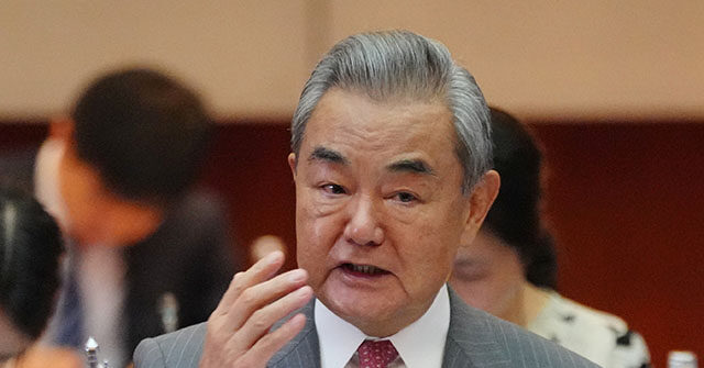 chinese-nationals-express-‘frustration-and-disbelief’-online-after-us.-green-card-freeze