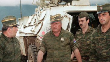 bosnian-serb-warlord-ratko-mladic,-handed-life-sentence-for-genocide,-dies-in-prison-aged-84