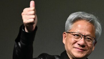 ai-gold-rush:-nvidia-shares-jump-9%-on-earnings-report,-blockbuster-sales-forecast