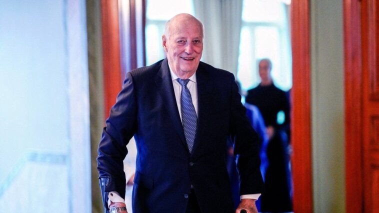 norway’s-king-harald-dies-peacefully-at-89,-son-crown-prince-haakon-to-succeed-him